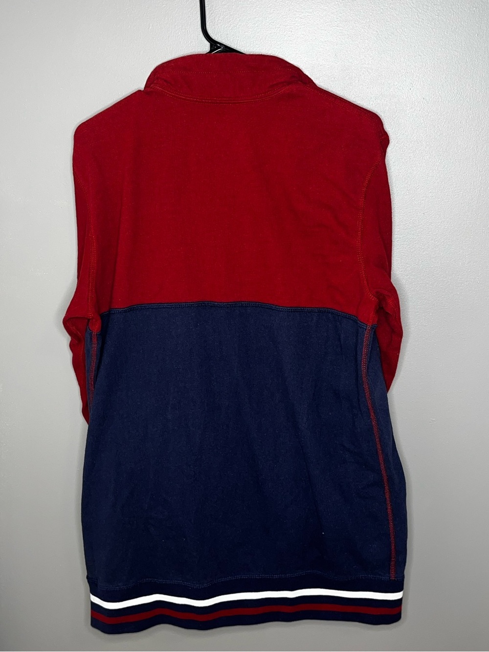 American Eagle Mens Blue Red pullover MEDIUM - Picture 2 of 5